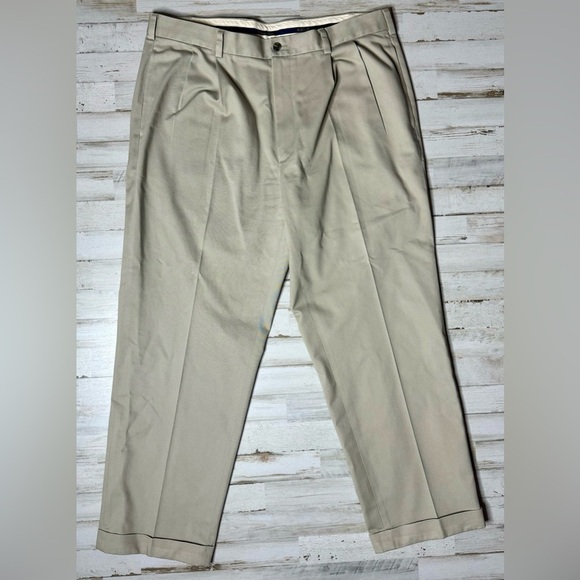 Brooks Brothers Elliot Advantage Chino Pants Mens 37x30 Beige Straight Pleated - Picture 2 of 10